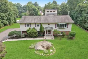 15 Augur Rd, Airmont, NY 10901 - Photo 5