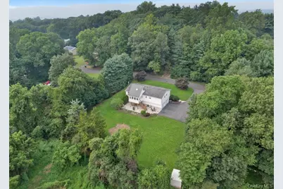 15 Augur Road, Airmont, NY 10901 - Photo 9