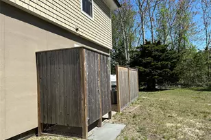 1854 N Bayview Rd, Southold, NY 11971 - Photo 7