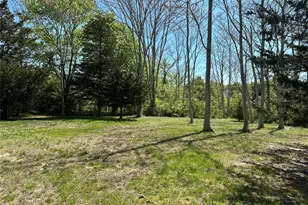 1854 N Bayview Rd, Southold, NY 11971 - Photo 9