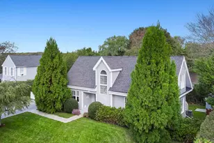 91 Howell St, Southampton, NY 11968 - Photo 3