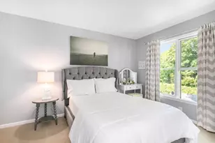 91 Howell St, Southampton, NY 11968 - Photo 15