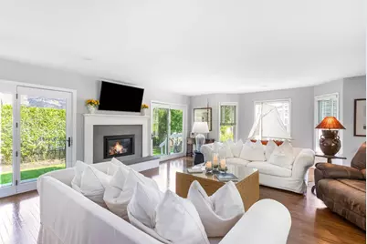 91 Howell Street, Southampton, NY 11968 - Photo 5