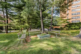 609 Palmer Rd, Yonkers, NY 10701 - Photo 23