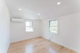 137-20 173rd St, Jamaica, NY 11434 - Photo 15