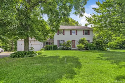 2 Gerri Court, Wallkill, NY 12589 - Photo 5