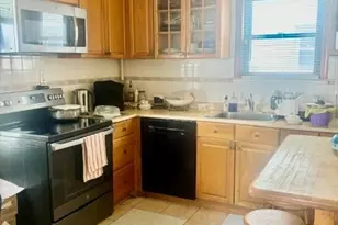 121-33 Grayson St, Springfield Gardens, NY 11413 - Photo 5