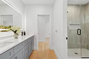 17 Chelsea Pl, Dix Hills, NY 11746 - Photo 27