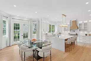 17 Chelsea Pl, Dix Hills, NY 11746 - Photo 9