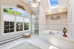 42 Roxen Rd, Rockville Centre, NY 11570 - Photo 25