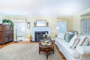 42 Roxen Rd, Rockville Centre, NY 11570 - Photo 5