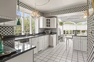 2 Johnson Dr, Brightwaters, NY 11718 - Photo 17