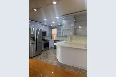 61-20 Grand Central Parkway #B 706, Forest Hills, NY 11375 - Photo 9