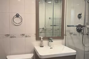 6120 Grand Central Pkwy, Forest Hills, NY 11375 - Photo 13