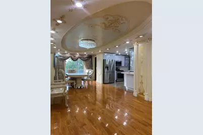 61-20 Grand Central Parkway #B 706, Forest Hills, NY 11375 - Photo 5