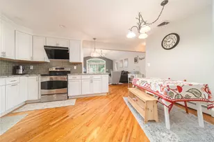 22 Howe Rd, Coram, NY 11727 - Photo 5