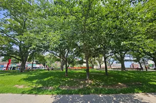 87-70 173 St, Jamaica, NY 11432 - Photo 17