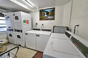 87-70 173 St, Jamaica, NY 11432 - Photo 13