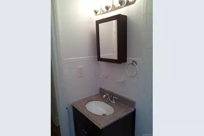 1821 Parkview Avenue, Bronx, NY 10461 - Photo 17