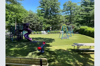 180 Pinewood Road #11, Hartsdale, NY 10530 - Photo 13