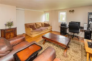 5 Laurie Ln, Newburgh, NY 12550 - Photo 7