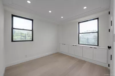 4705 Henry Hudson Parkway W #6J, Bronx, NY 10471 - Photo 11