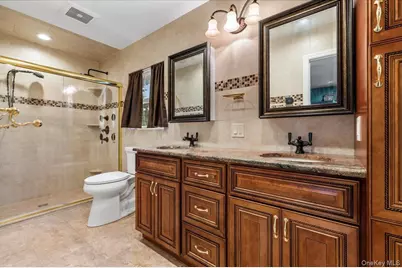 50 Towne Street, Amityville, NY 11701 - Photo 21