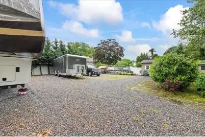 50 Towne Street, Amityville, NY 11701 - Photo 35