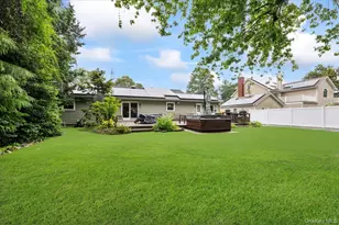 50 Towne St, Amityville, NY 11701 - Photo 31