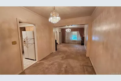 10811 65th Road, Forest Hills, NY 11375 - Photo 5