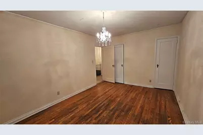 10811 65th Road, Forest Hills, NY 11375 - Photo 11