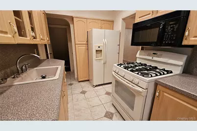 10811 65th Road, Forest Hills, NY 11375 - Photo 7