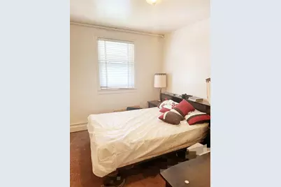 804 E 221st Street, Bronx, NY 10467 - Photo 9