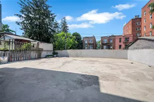 74-25 43rd Ave, Elmhurst, NY 11373 - Photo 3