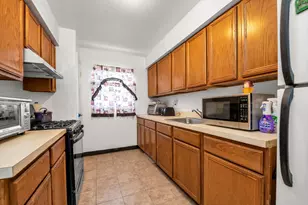 107-53 Spa Pl, Jamaica, NY 11435 - Photo 3