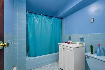 10753 Spa Place, Jamaica, NY 11435 - Photo 19