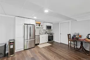 23 Bacon Rd, Saint James, NY 11780 - Photo 47