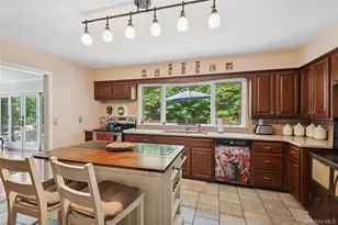 23 Bacon Rd, Saint James, NY 11780 - Photo 49