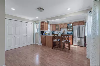 757 Marion, Franklin Square, NY 11010 - Photo 9