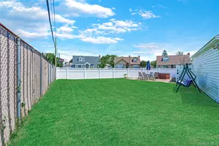 757 Marion, Franklin Square, NY 11010 - Photo 23