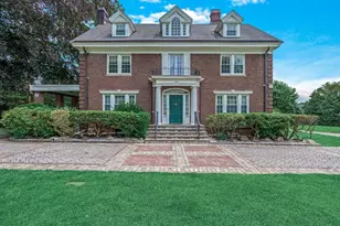 44 Arbor Pl, Glen Cove, NY 11542 - Photo 31