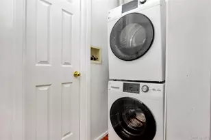 57-47 246th Crescent, Douglaston, NY 11362 - Photo 11