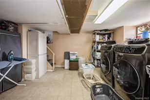 93 Edgewood Ave, Yonkers, NY 10704 - Photo 19