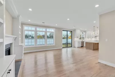 7 Sheridan Street, Old Bethpage, NY 11804 - Photo 9