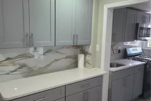 118-39 153rd St, Jamaica, NY 11434 - Photo 5