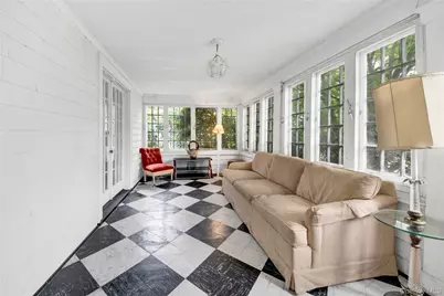 431 E Sidney Avenue, Mount Vernon, NY 10553 - Photo 3