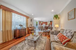 18 Cayla Ln, Port Jefferson Station, NY 11776 - Photo 11