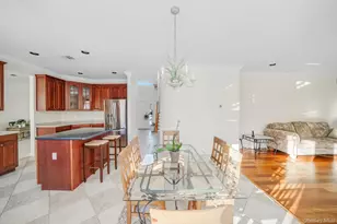 18 Cayla Ln, Port Jefferson Station, NY 11776 - Photo 7