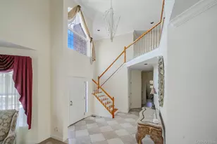 18 Cayla Ln, Port Jefferson Station, NY 11776 - Photo 9