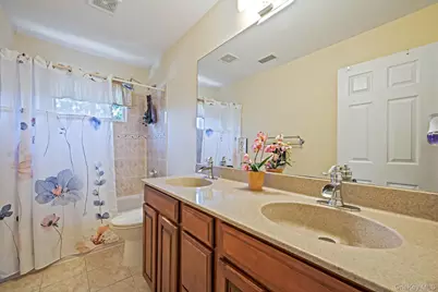 18 Cayla Lane, Port Jefferson Station, NY 11776 - Photo 19